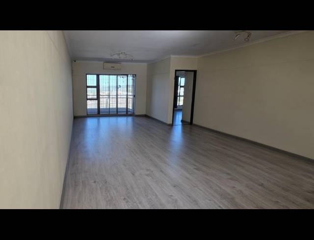 3 BEDROOM APARTMENT FOR SALE IN VERULAM CENTRAL